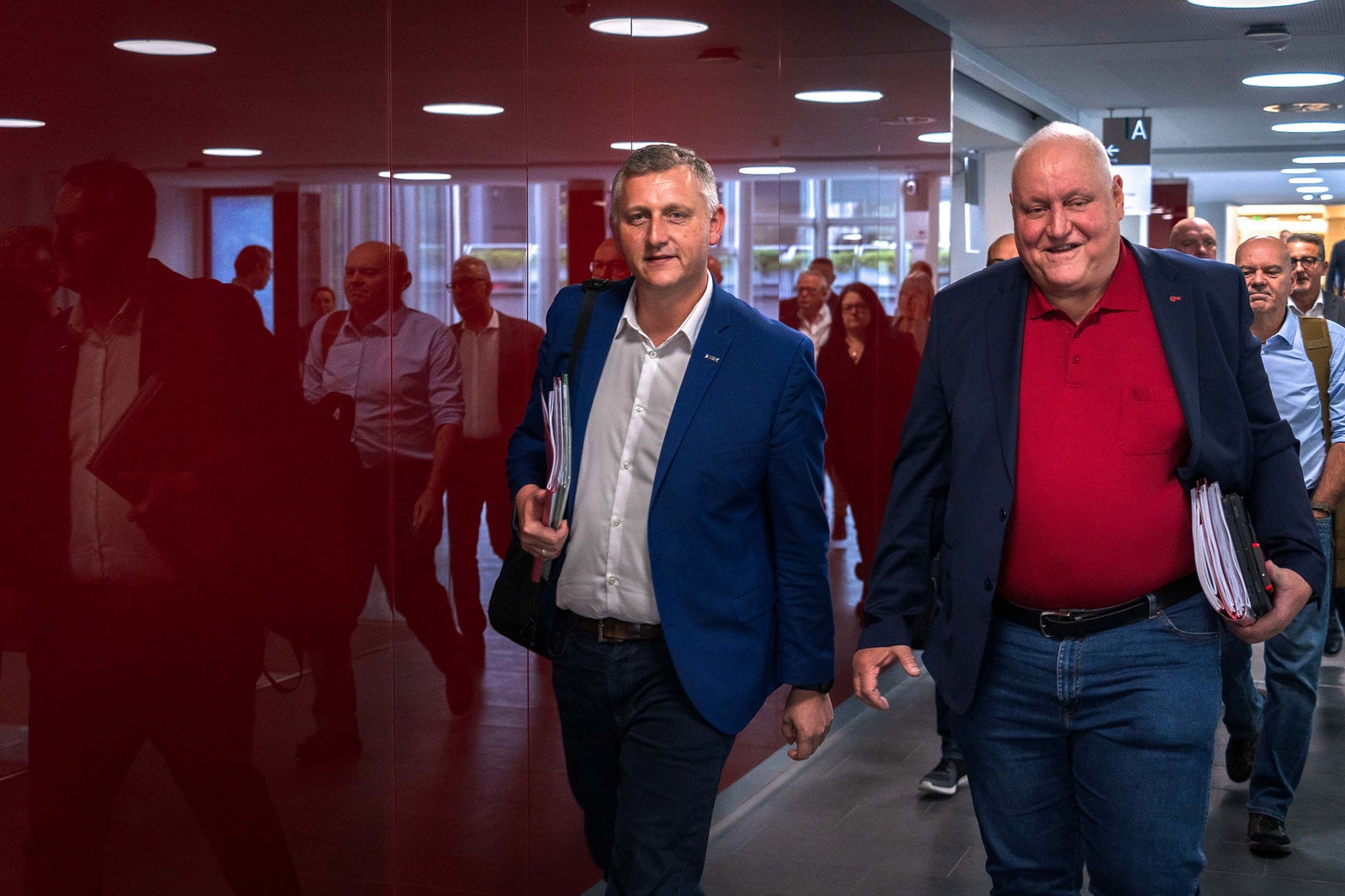 Metaller Kv Siebte Runde _ KV-Erhöhungen fix: So viel bekommen Metaller ...