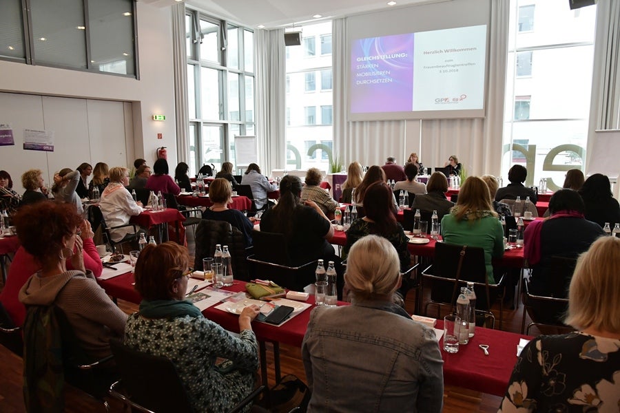 Plenum Frauenbeauftragtentreffen