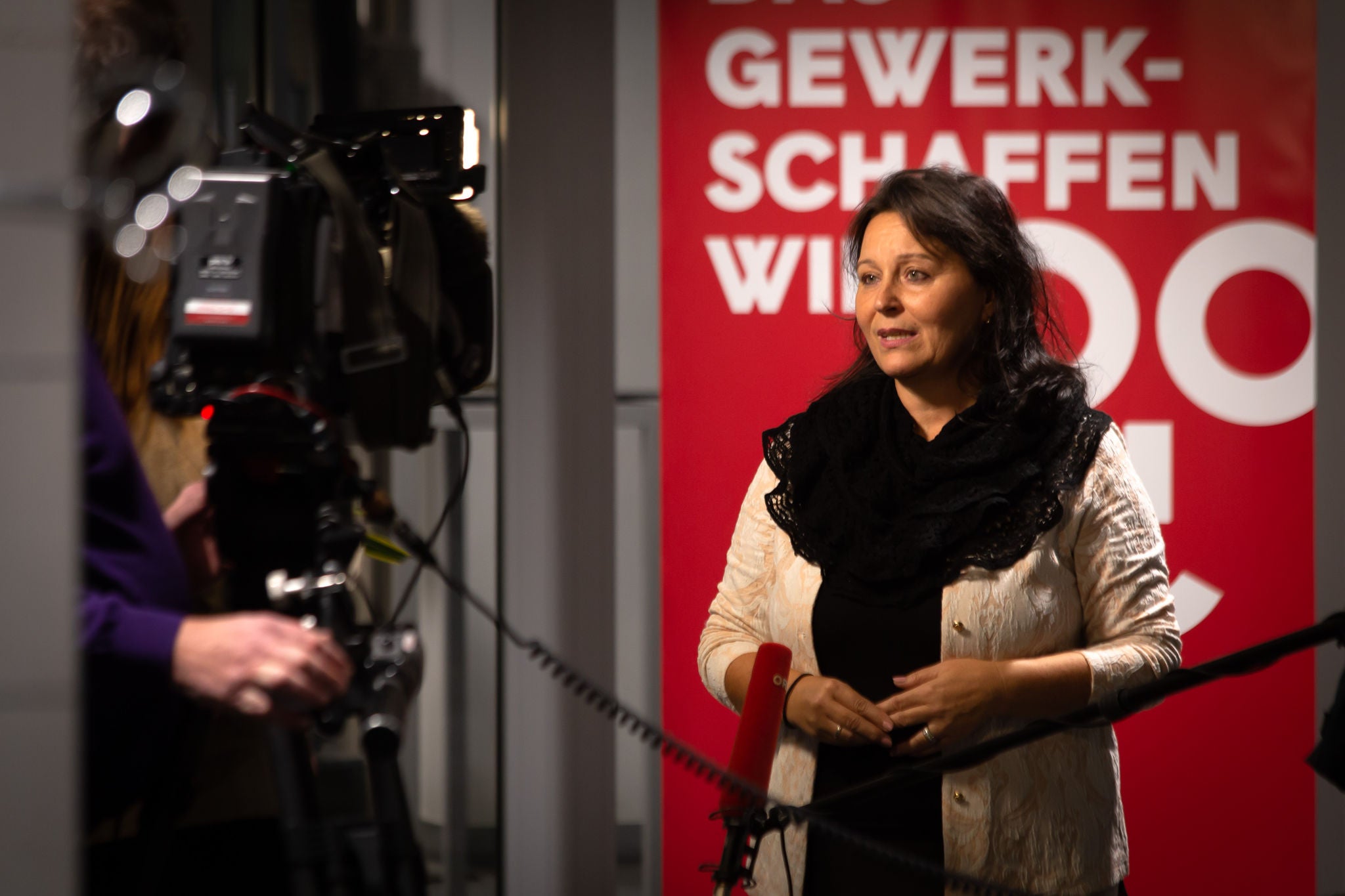 Chefverhandlerin Helga Fichtinger Chefverhandlerin Helga Fichtinger