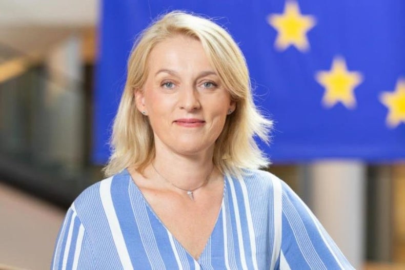 Mag. Evelyn Regner, Abgeordnete im Europäischen Parlament; www.evelyn-regner.at