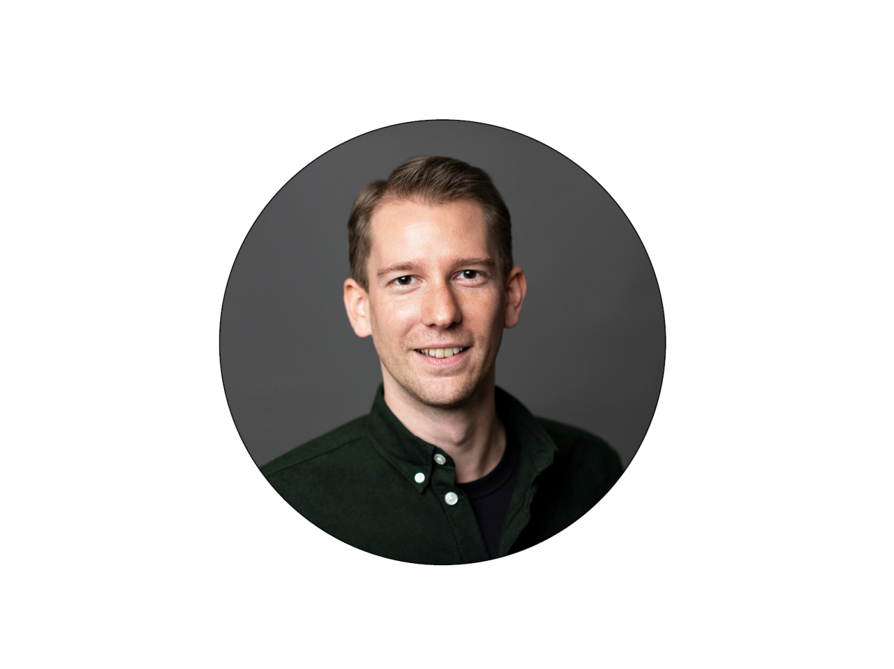 Portrait von Michael Gogola, Mitarbeiterin der Gewerkschaft GPA